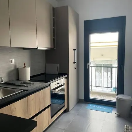 Natalie's Urban Apartment